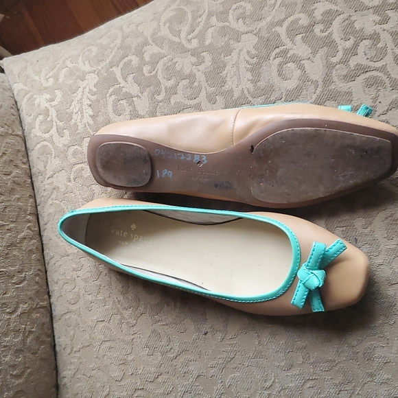 Shoes - Picture 2 of 3